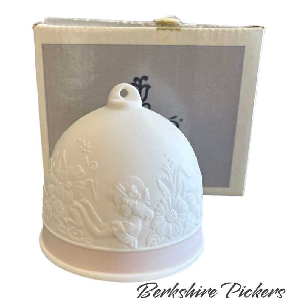 Lladro Retired "1991 Spring Bell Ornament" with‎ Box 7613